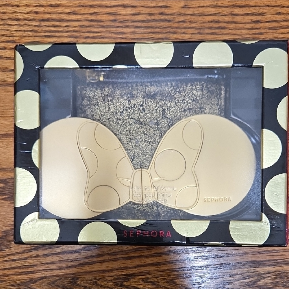 Sephora Gold Polka Dot Cosmetic Set